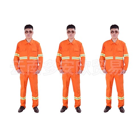 哪些因素影響著勞保服的舒適度與耐用性？